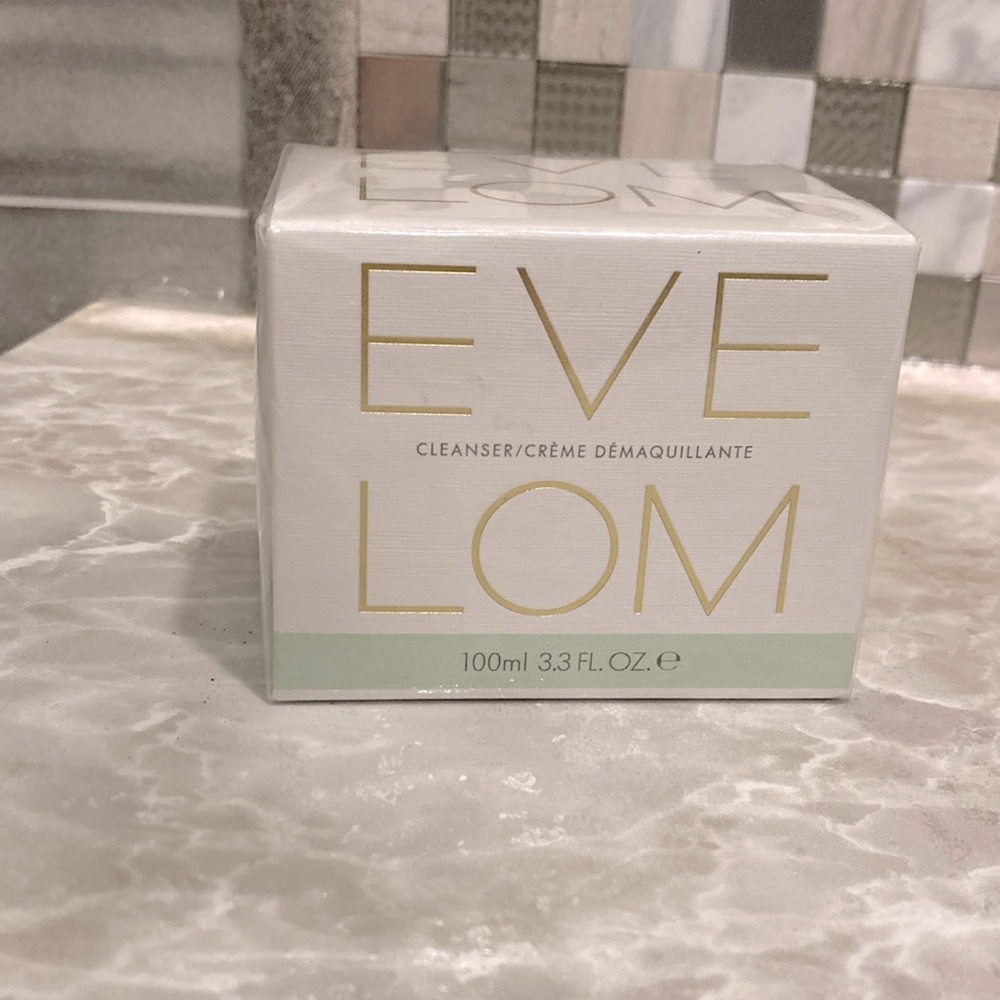 NEW Eve Lom 5-1 facial cleanser
